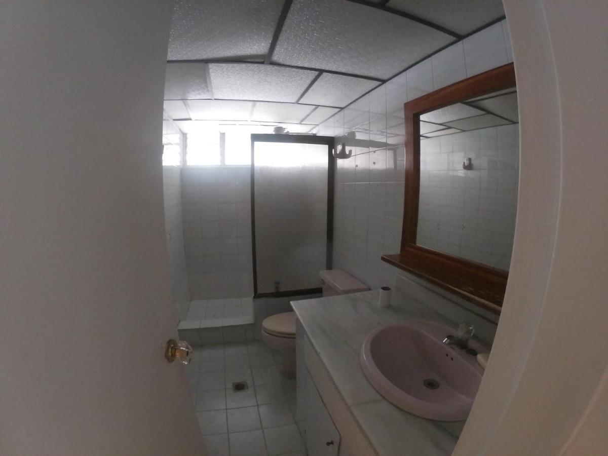 Le VI Hostal Меделин Екстериор снимка